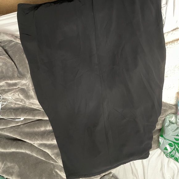 Black Skirt - Picture 3 of 4